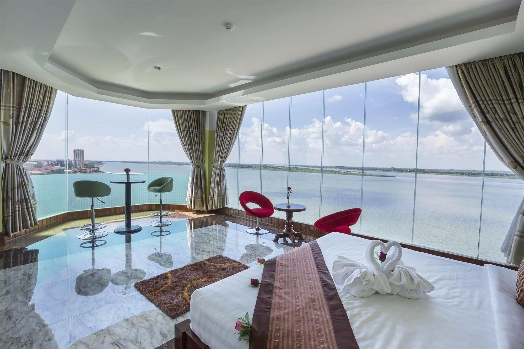 High Sky Hotel Πνομ Πενχ Εξωτερικό φωτογραφία